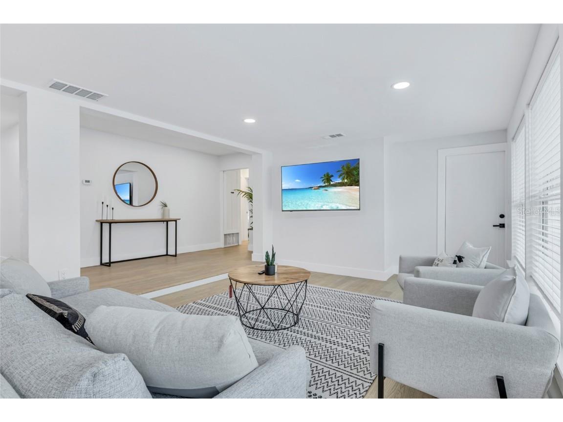 1921 Fern Avenue Sarasota FL 34235 A4648582 image22