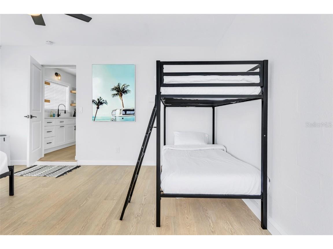 1921 Fern Avenue Sarasota FL 34235 A4648582 image26