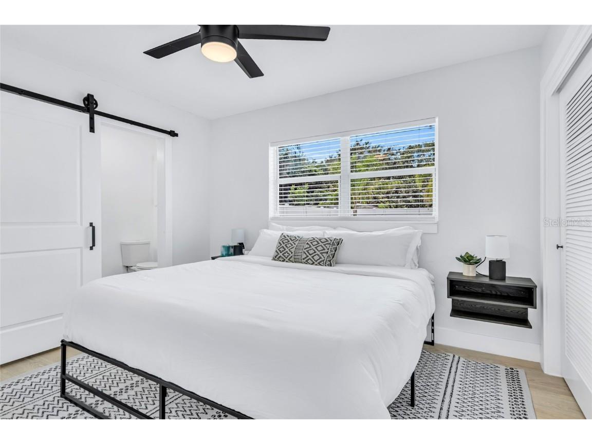 1921 Fern Avenue Sarasota FL 34235 A4648582 image33