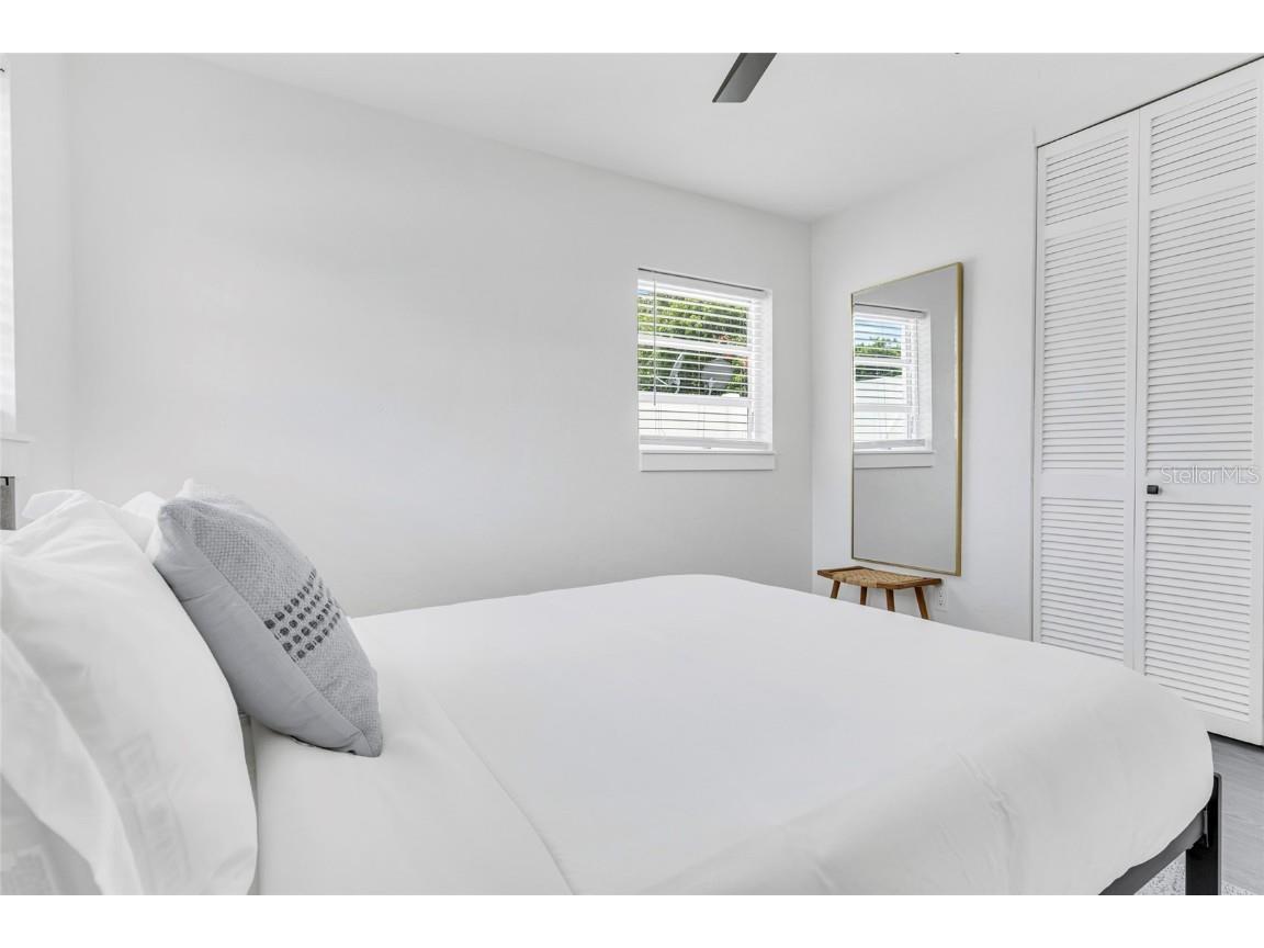 1921 Fern Avenue Sarasota FL 34235 A4648582 image37