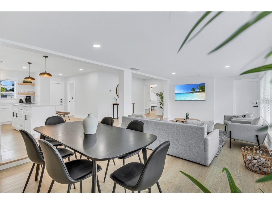 1921 Fern Avenue Sarasota FL 34235 A4648582 image8