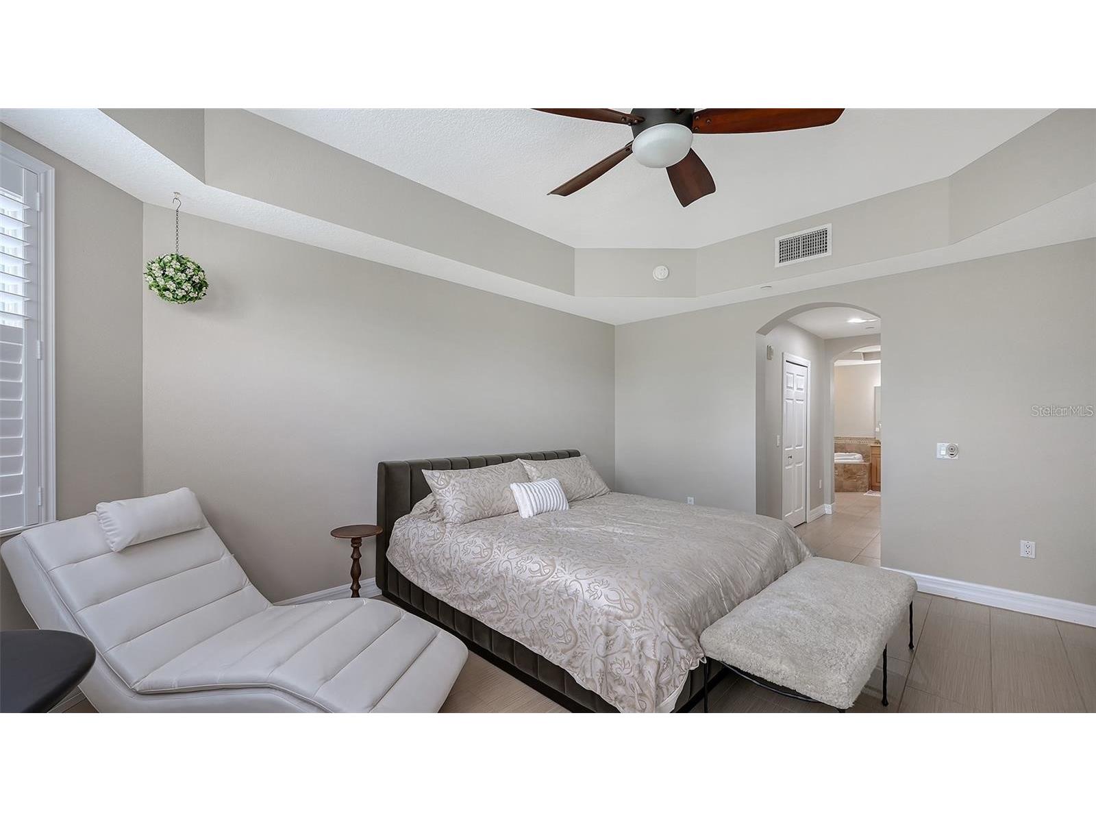 1921 Monte Carlo Drive #302 Sarasota FL 34231 - PHILLIPPI CREEK A4691020 image16