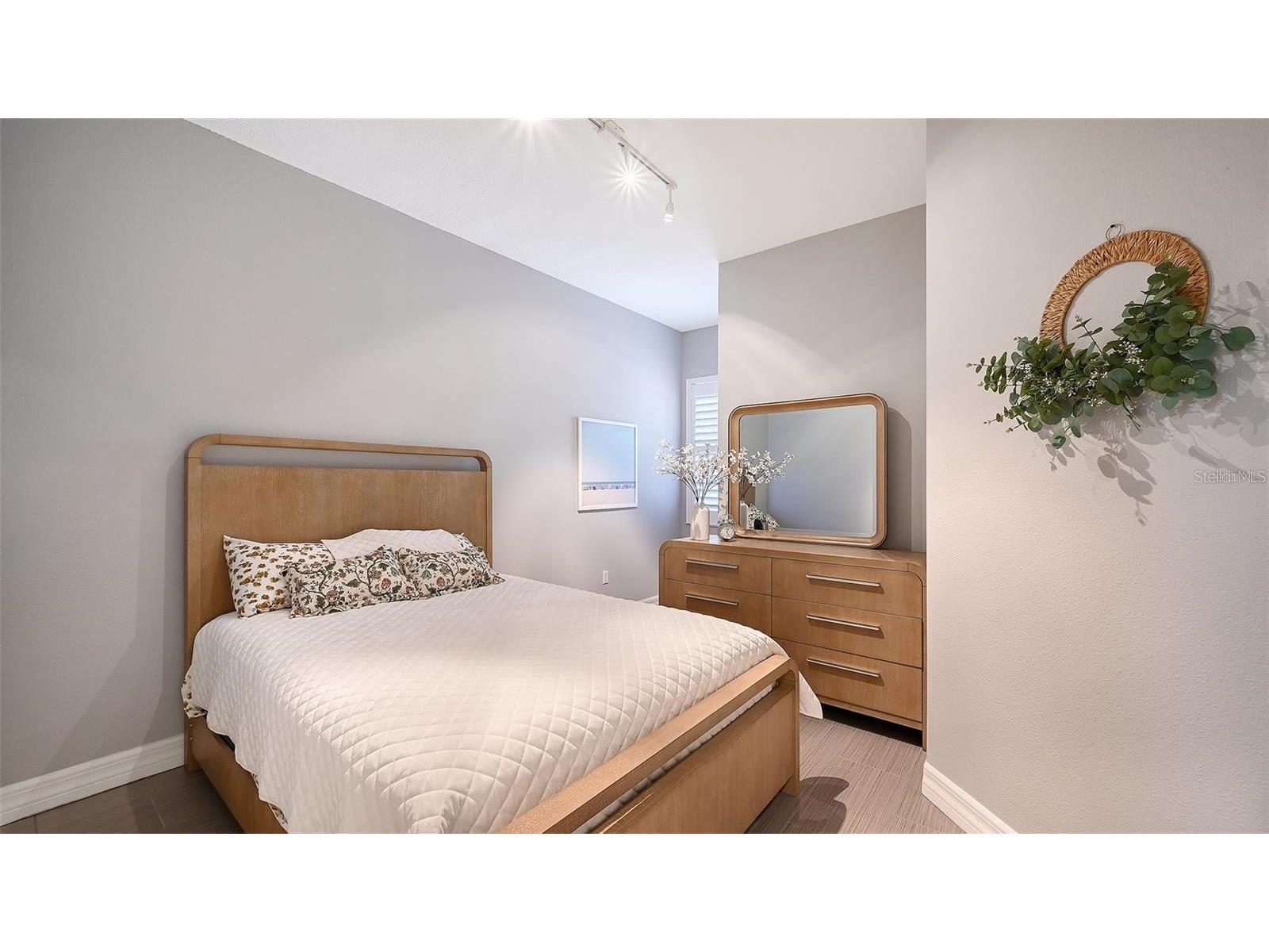 1921 Monte Carlo Drive #302 Sarasota FL 34231 - PHILLIPPI CREEK A4691020 image20