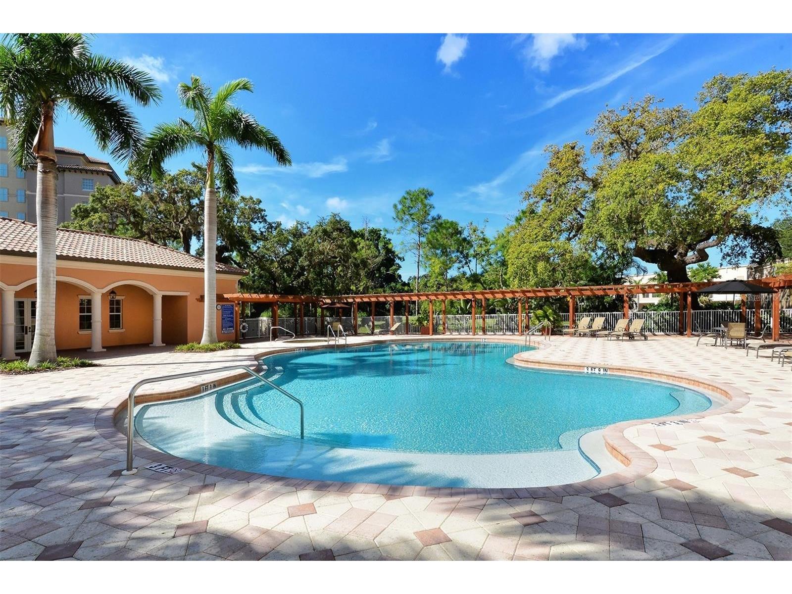 1921 Monte Carlo Drive #302 Sarasota FL 34231 - PHILLIPPI CREEK A4691020 image28