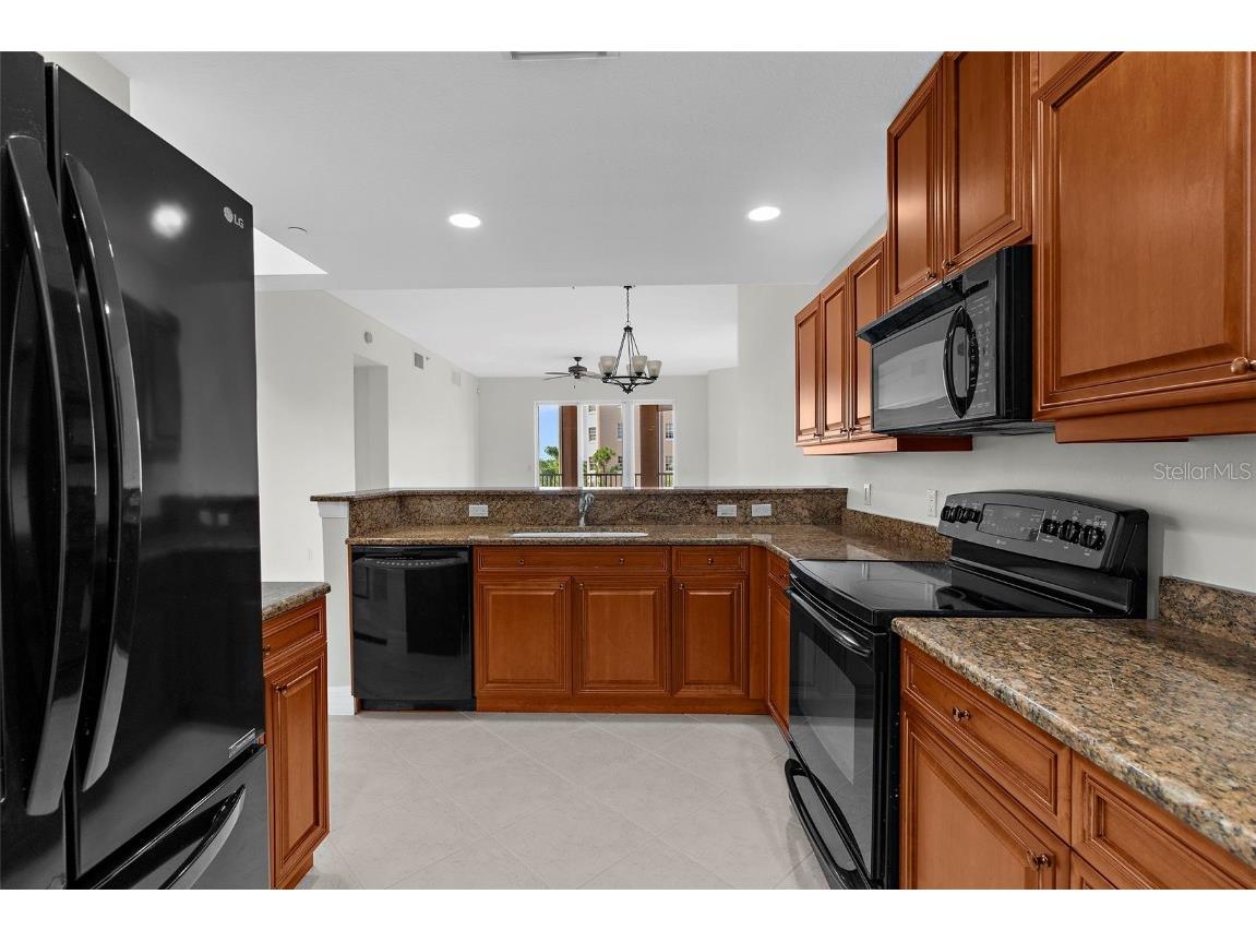 1921 Monte Carlo Drive #405 Sarasota FL 34231 A4658799 image20