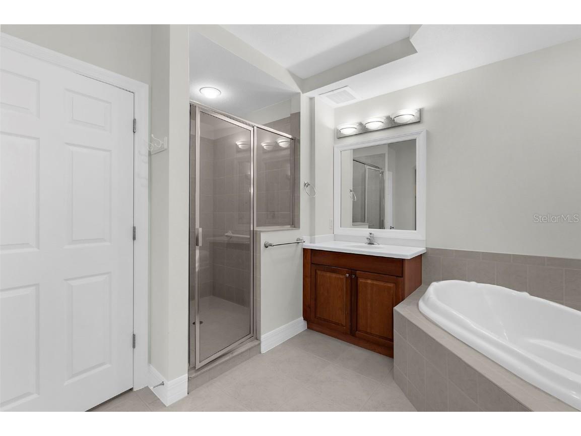 1921 Monte Carlo Drive #405 Sarasota FL 34231 A4658799 image22