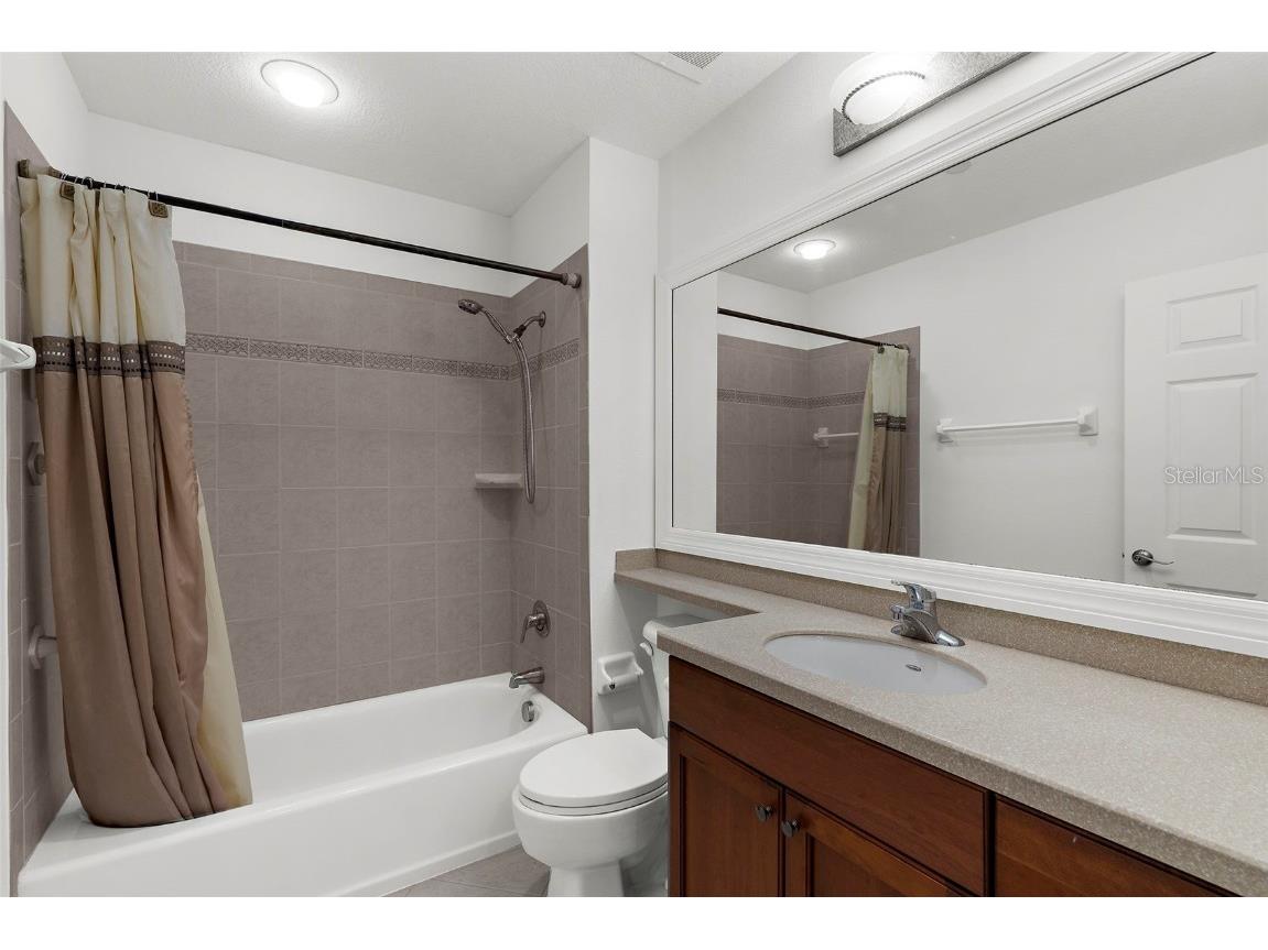 1921 Monte Carlo Drive #405 Sarasota FL 34231 A4658799 image28