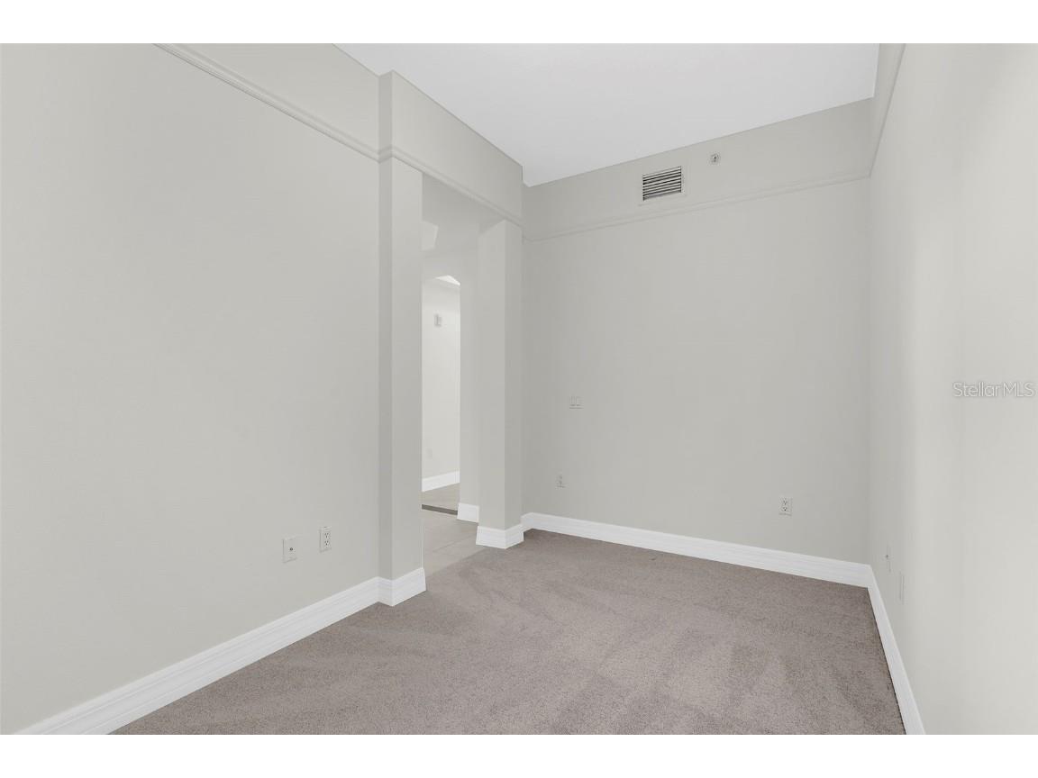 1921 Monte Carlo Drive #405 Sarasota FL 34231 A4658799 image34