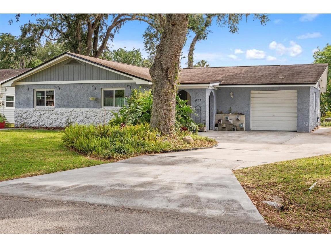 1921 Pine Tree Drive Edgewater FL 32141 NS1084621 image1