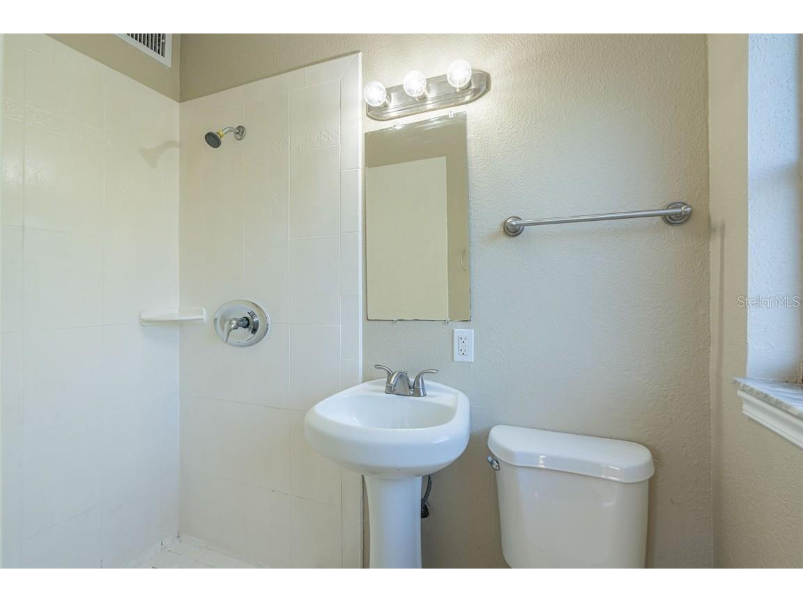 1921 Rockwell Road Orlando FL 32808 O6263653 image28