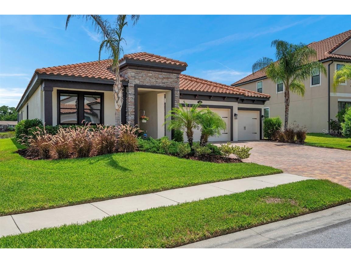 1921 Via Lago Drive Lakeland FL 33810 U8245430 image1