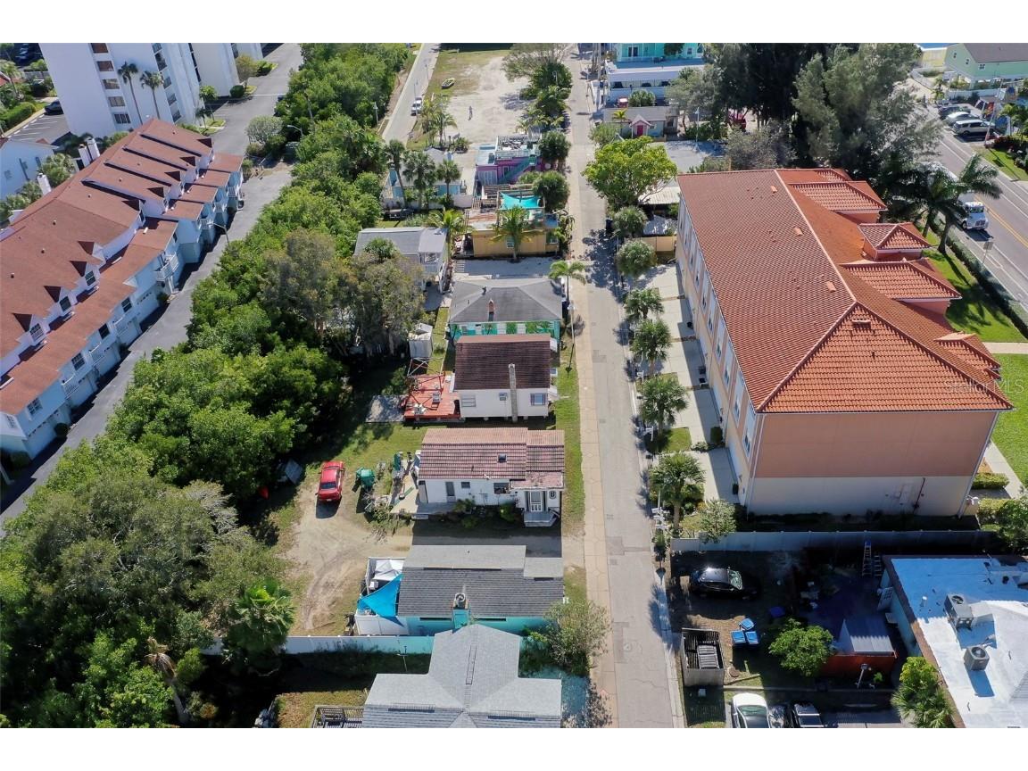 192151921719219 Whispering Pines Drive Indian Shores FL 33785 U8225080 image16