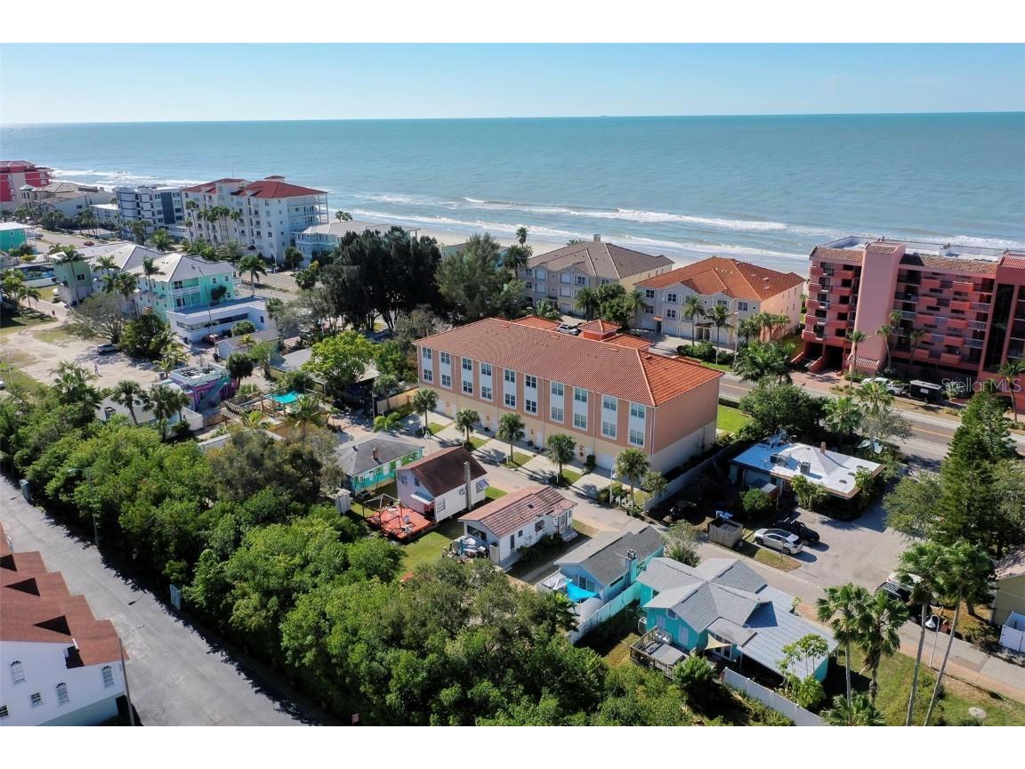 192151921719219 Whispering Pines Drive Indian Shores FL 33785 U8225080 image17