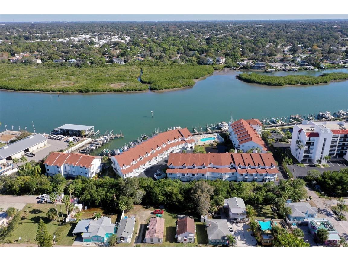 192151921719219 Whispering Pines Drive Indian Shores FL 33785 U8225080 image18