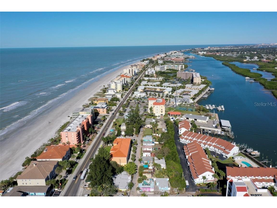 192151921719219 Whispering Pines Drive Indian Shores FL 33785 U8225080 image6