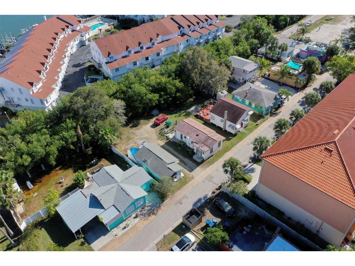 192151921719219 Whispering Pines Drive Indian Shores FL 33785 U8225080 image7