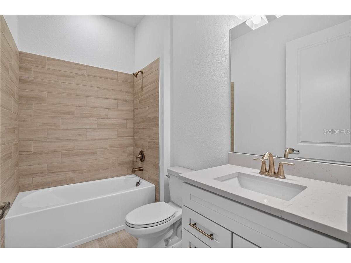 19219 Scallop Loop Lakewood Ranch FL 34211 A4700066 image14