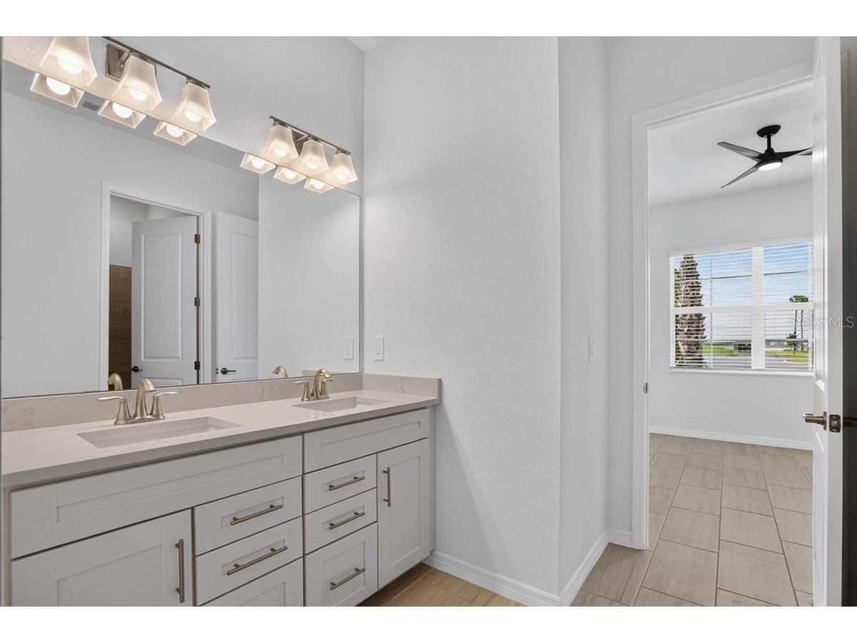 19219 Scallop Loop Lakewood Ranch FL 34211 A4700066 image18