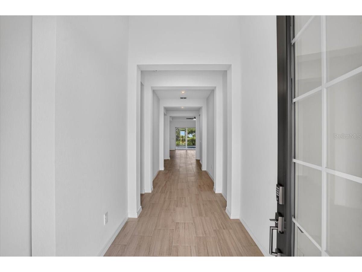 19219 Scallop Loop Lakewood Ranch FL 34211 A4700066 image3