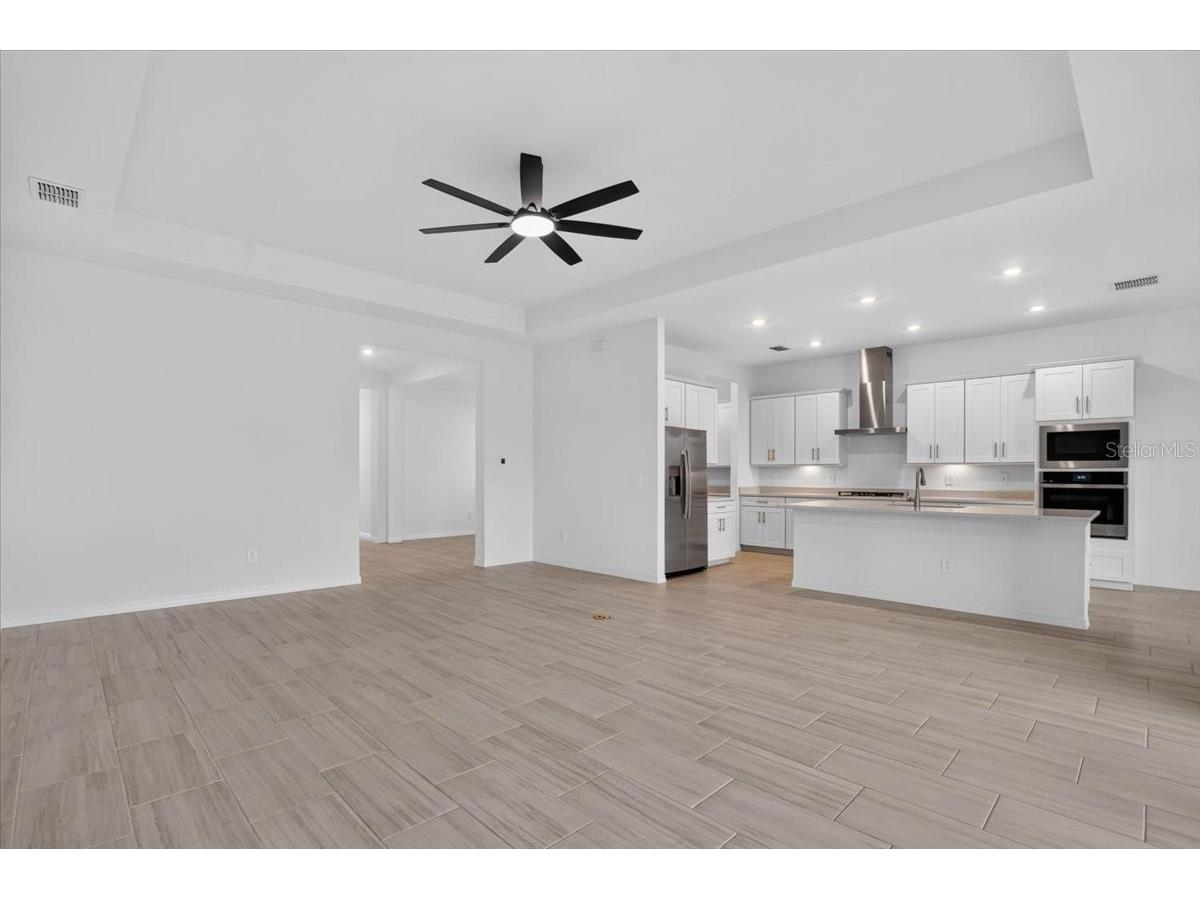 19219 Scallop Loop Lakewood Ranch FL 34211 A4700066 image5
