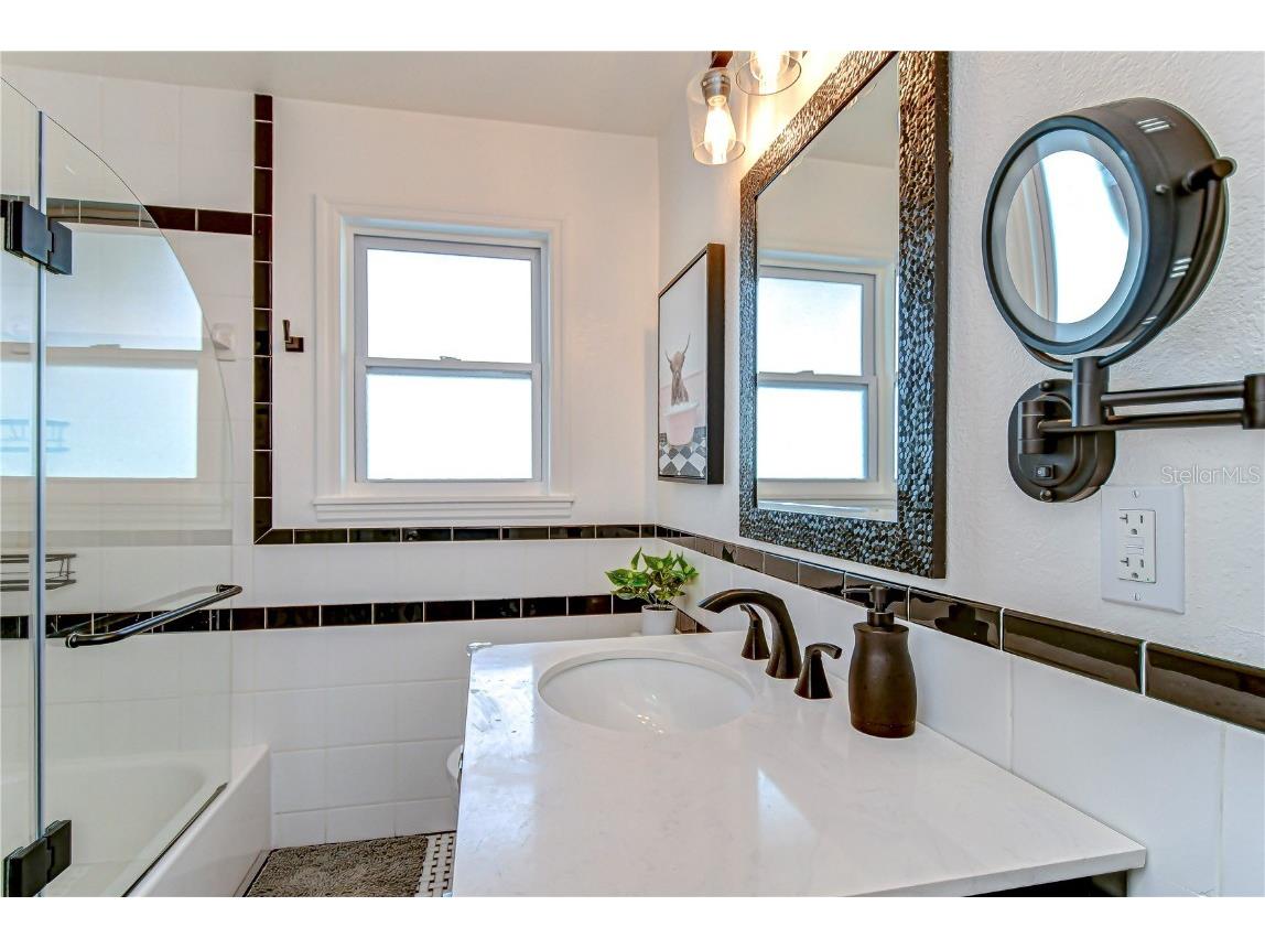 1922 55th Street S Gulfport FL 33707 TB8360327 image12