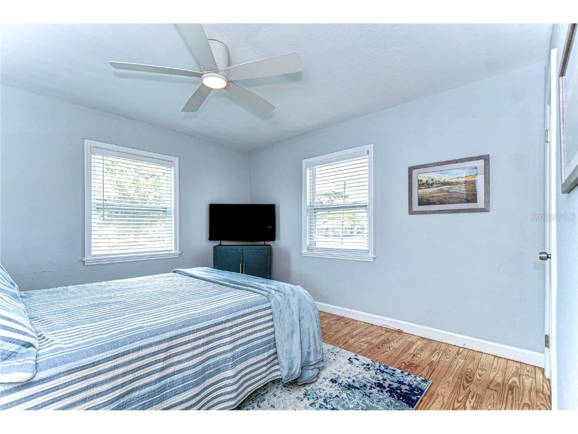 1922 55th Street S Gulfport FL 33707 TB8360327 image18