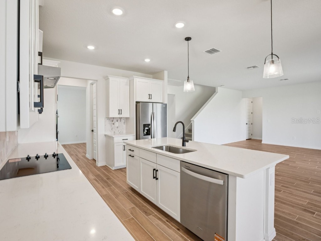 1922 Coolridge Place Zephyrhills FL 33541 O6342332 image13