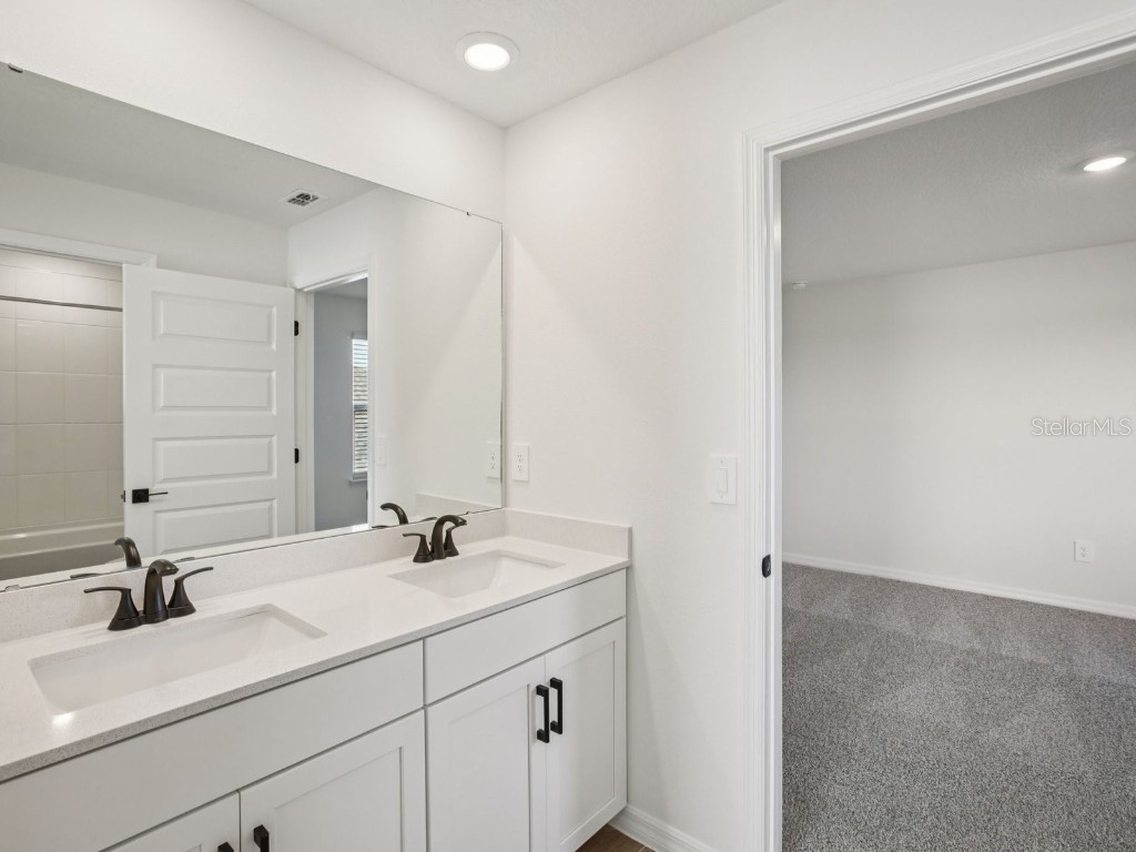 1922 Coolridge Place Zephyrhills FL 33541 O6342332 image40