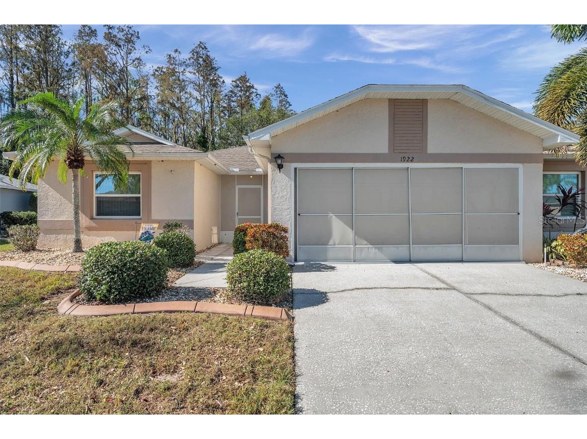 1922 Grand Cypress Lane Sun City Center FL 33573 V4939571 image1