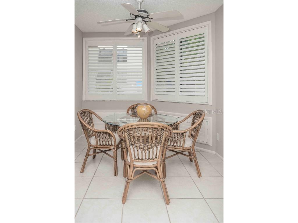 1922 Harbourside Drive #1102 Longboat Key FL 34228 A4658263 image5