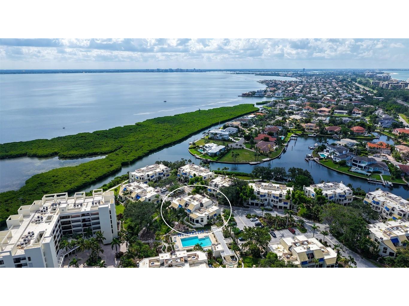 1922 Harbourside Drive #1104 Longboat Key FL 34228 - SARASOTA BAY & GULF OF MEXICO A4666101 image1