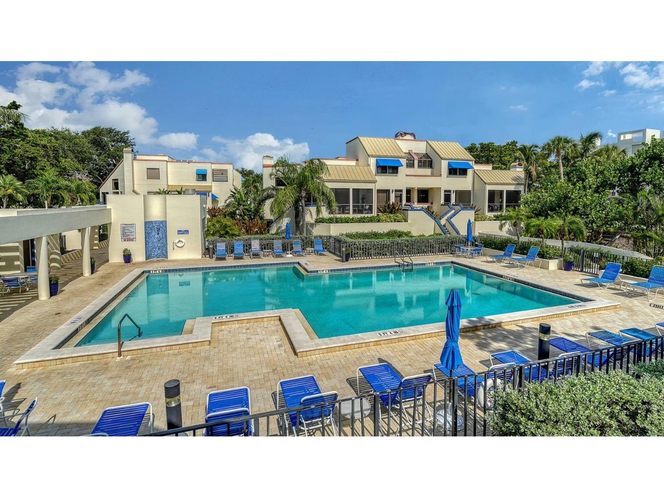 1922 Harbourside Drive #1104 Longboat Key FL 34228 - SARASOTA BAY & GULF OF MEXICO A4666101 image12