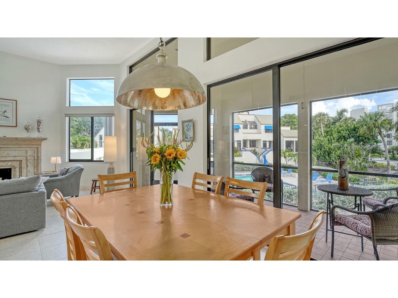 1922 Harbourside Drive #1104 Longboat Key FL 34228 - SARASOTA BAY & GULF OF MEXICO A4666101 image17