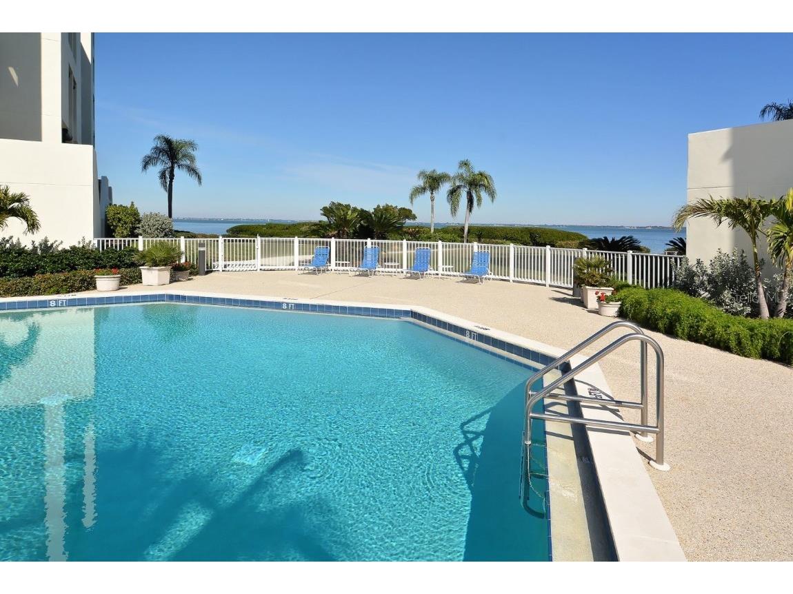 1922 Harbourside Drive #1104 Longboat Key FL 34228 - SARASOTA BAY & GULF OF MEXICO A4666101 image59