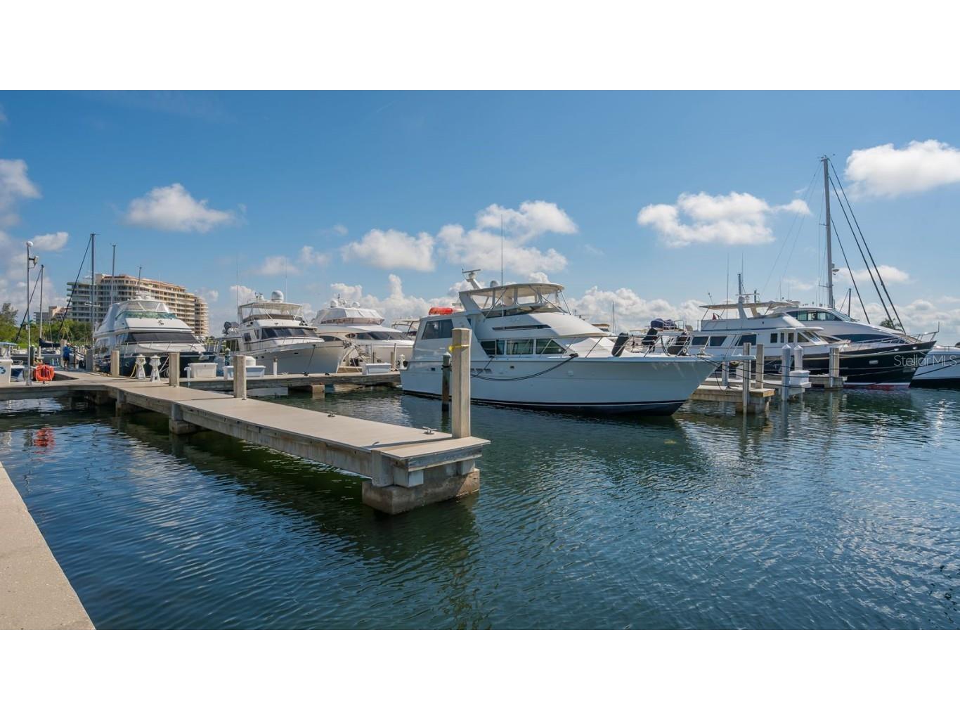 1922 Harbourside Drive #1104 Longboat Key FL 34228 - SARASOTA BAY & GULF OF MEXICO A4666101 image68