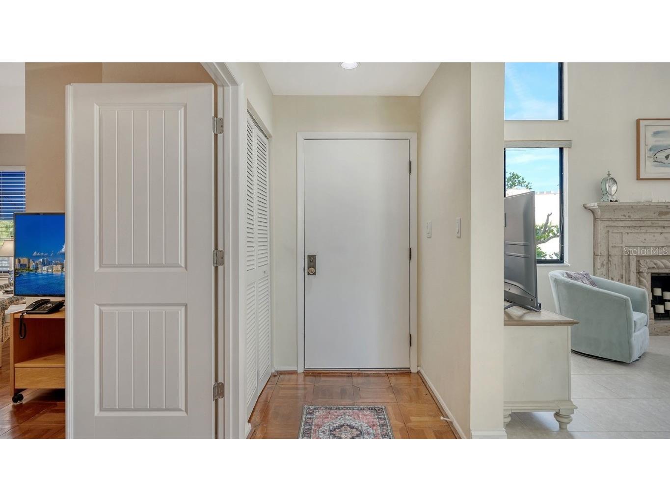 1922 Harbourside Drive #1104 Longboat Key FL 34228 - SARASOTA BAY & GULF OF MEXICO A4666101 image8