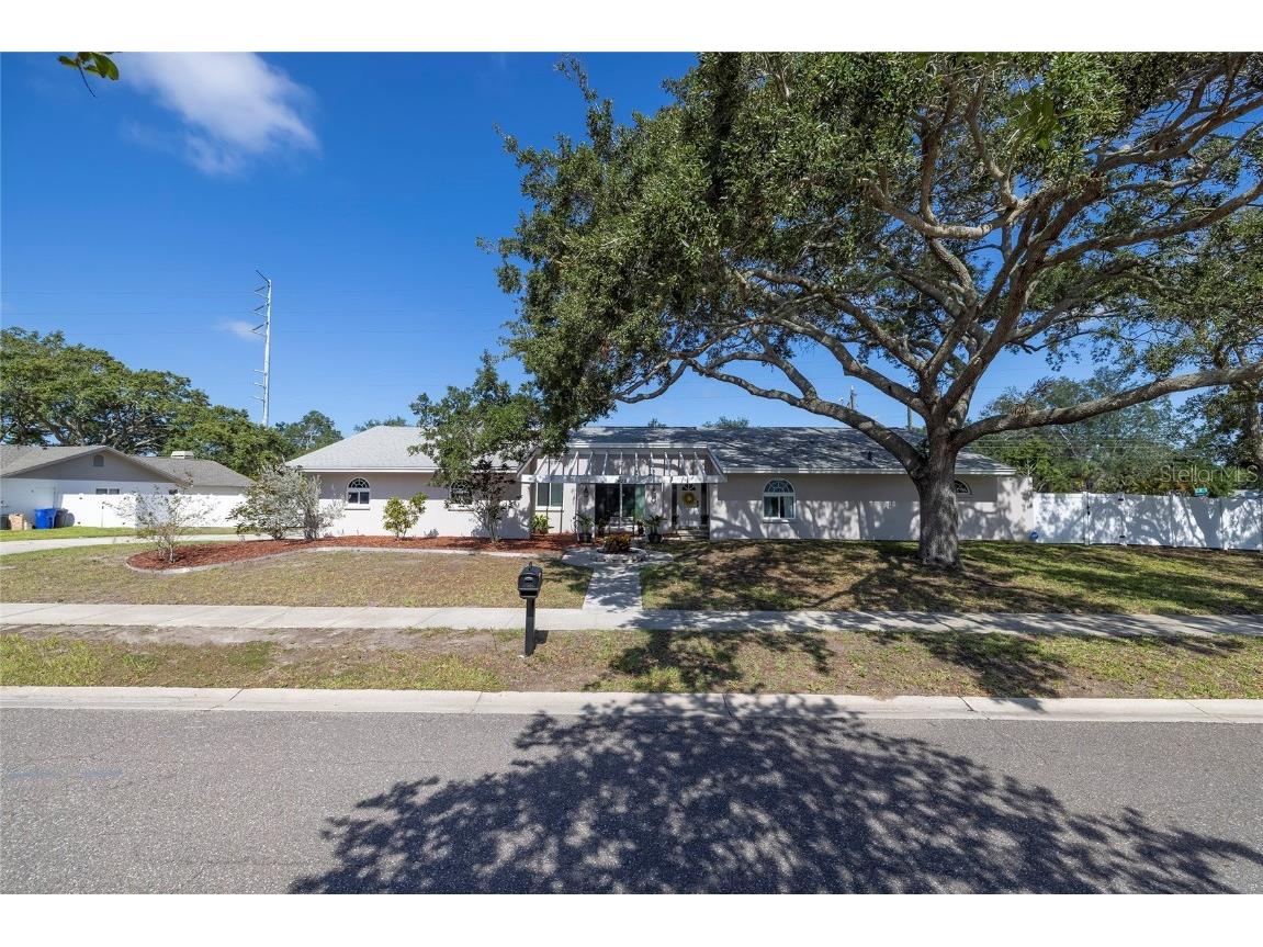 1922 Marla Court Dunedin FL 34698 U8202815 image1