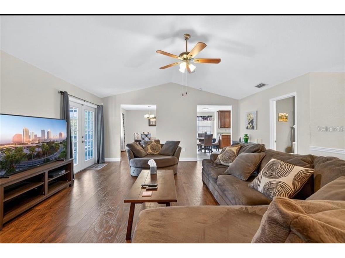 1922 Matthew Court Lakeland FL 33813 L4958638 image5