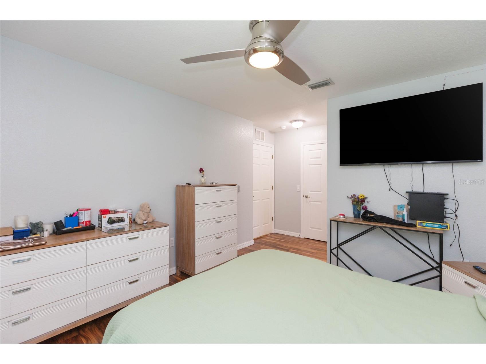 1922 Melrose Avenue S Saint Petersburg FL 33715 TB8528091 image21