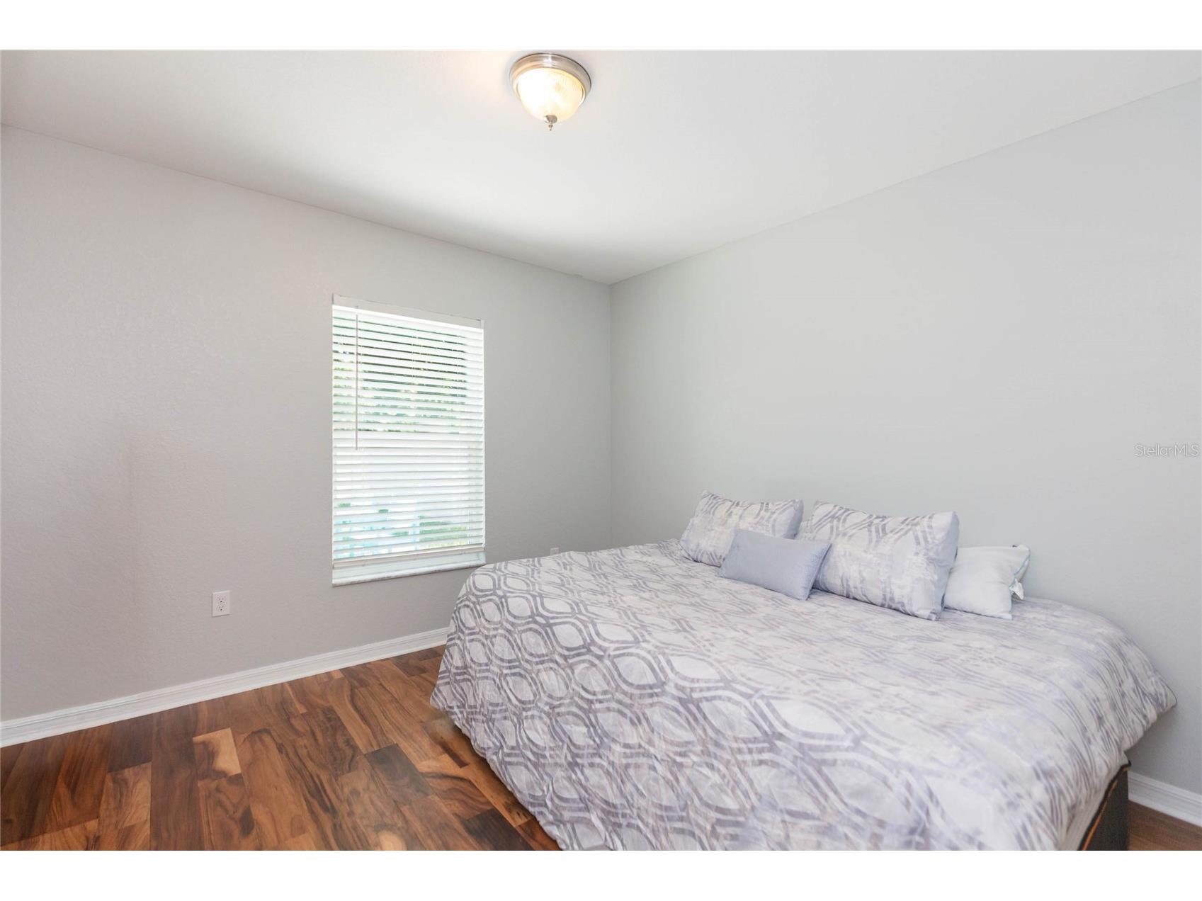 1922 Melrose Avenue S Saint Petersburg FL 33715 TB8528091 image22