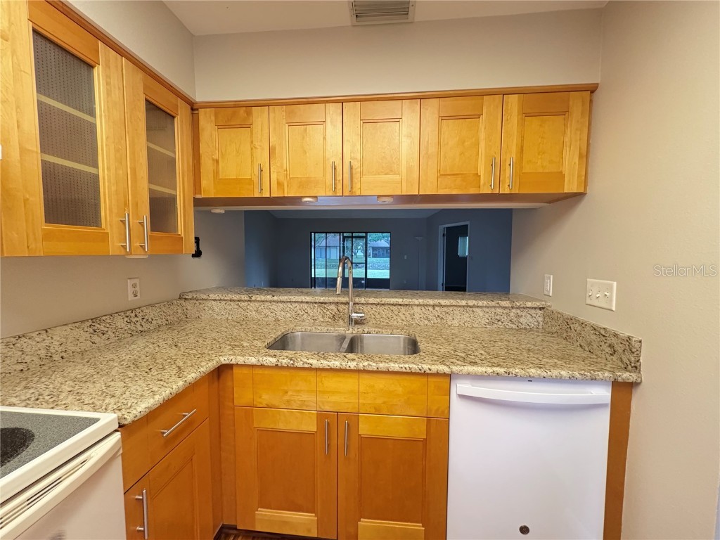 1922 Whitney Way Clearwater FL 33760 TB8434593 image10