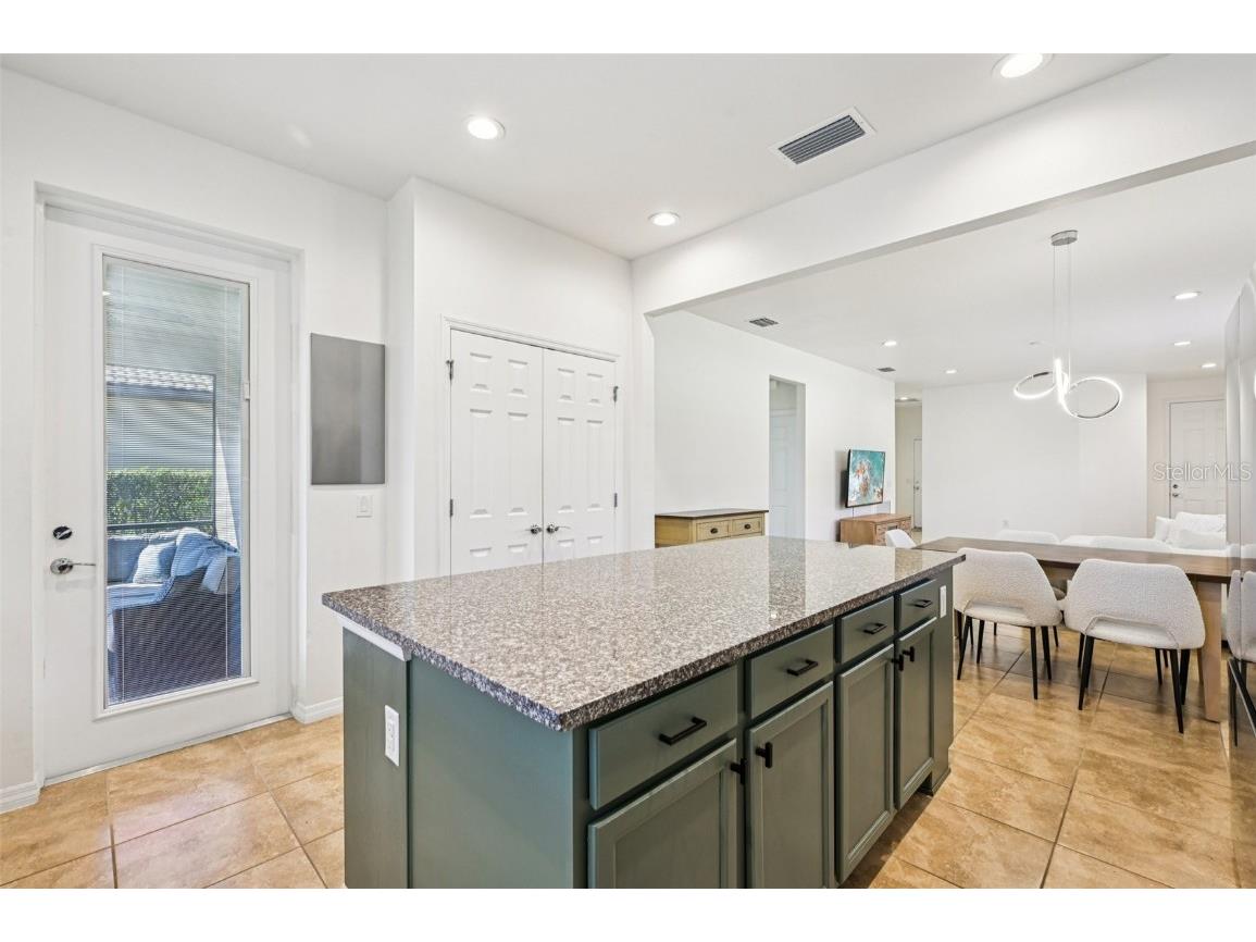 19220 Isadora Street Venice FL 34293 A4673741 image10