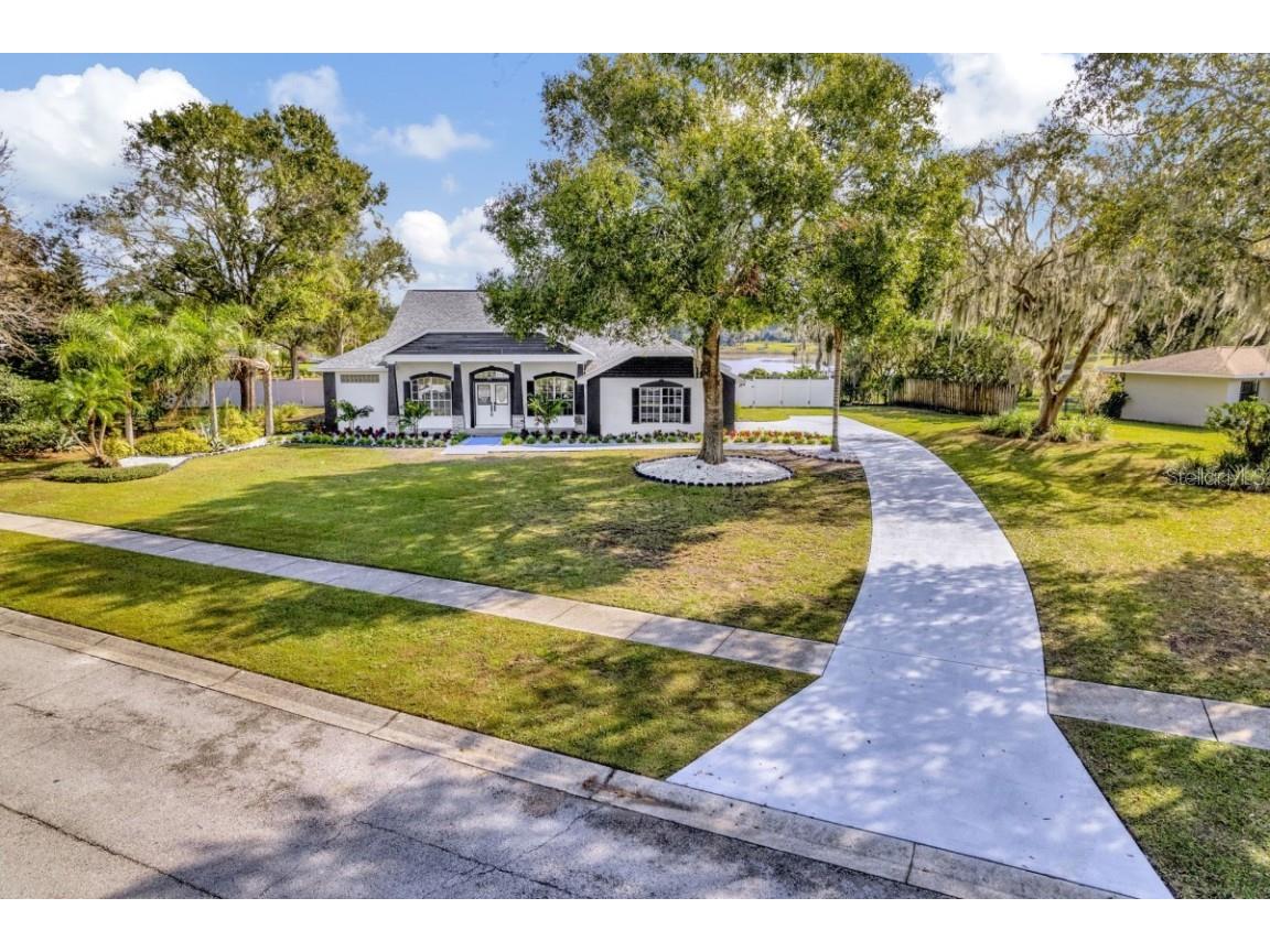 19223 Ridgelake Drive Lutz FL 33549 A4590333 image1