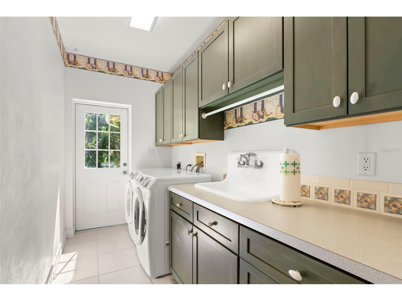 19229 Blount Road Lutz FL 33558 - LAKE HARVEY & LAKE JOY TB8500208 image39