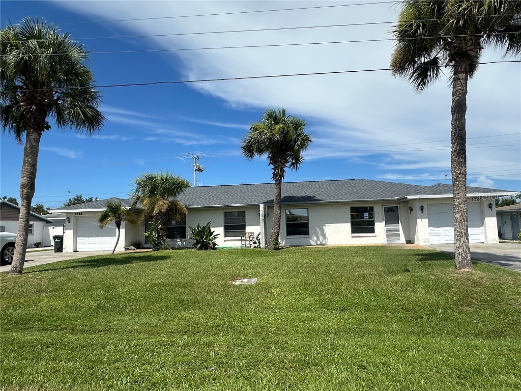 1923 - 1925 Forked Creek Drive Englewood FL 34223 A4662486 image1
