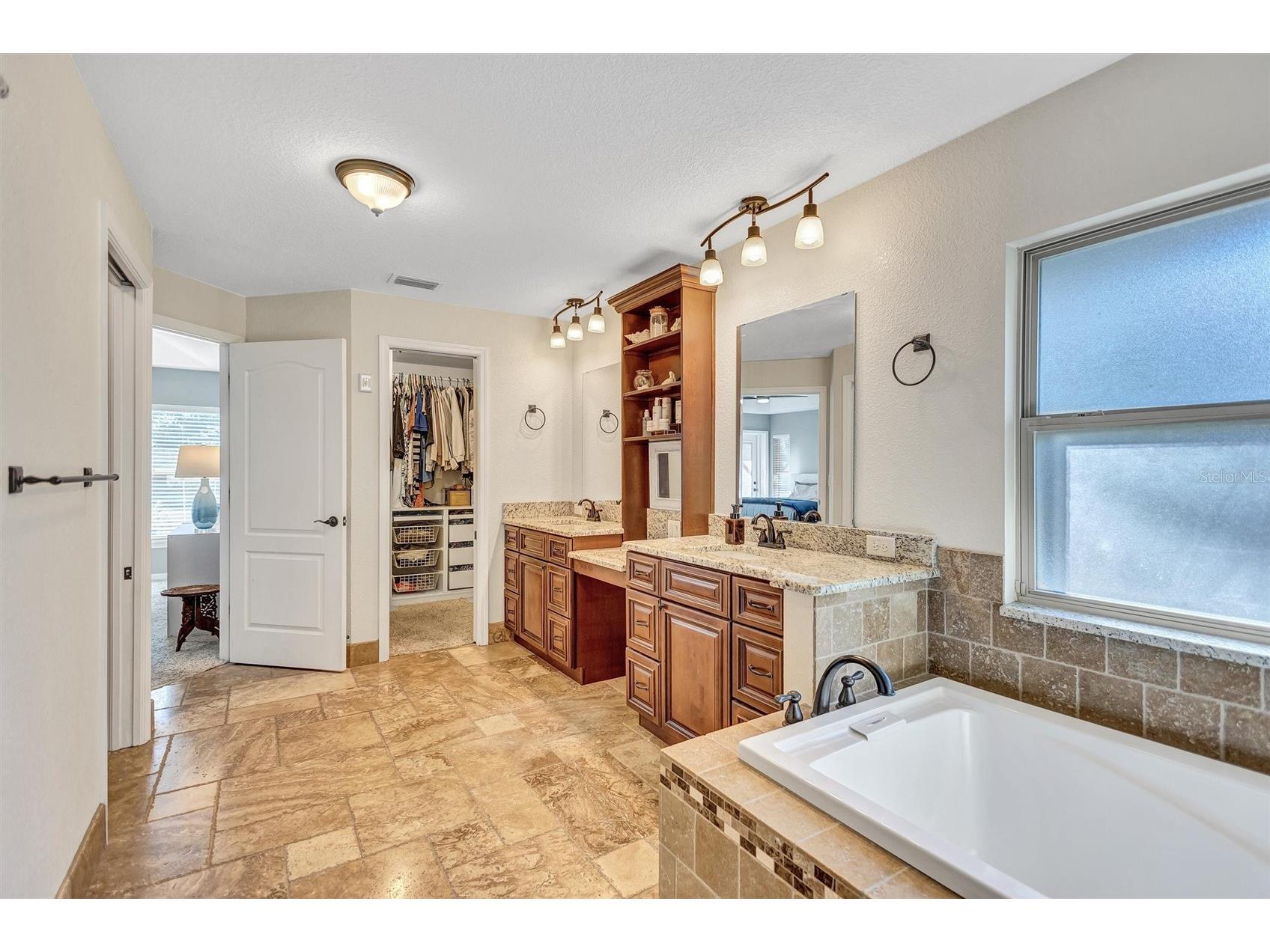 1923 Cr 738 Webster FL 33597 TB8473163 image43