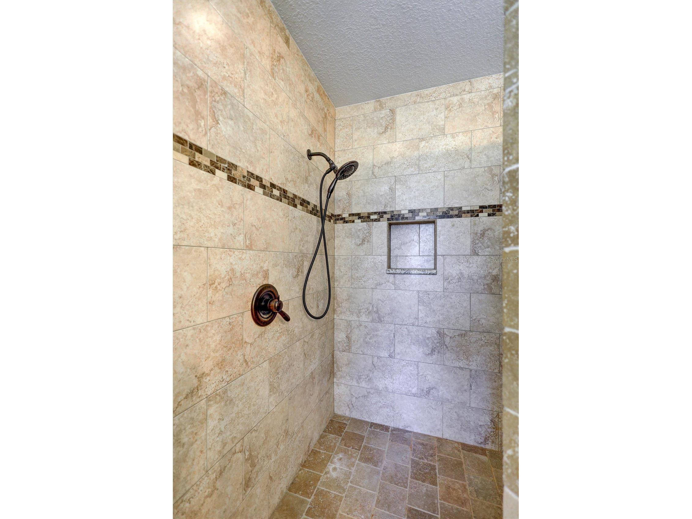 1923 Cr 738 Webster FL 33597 TB8473163 image46