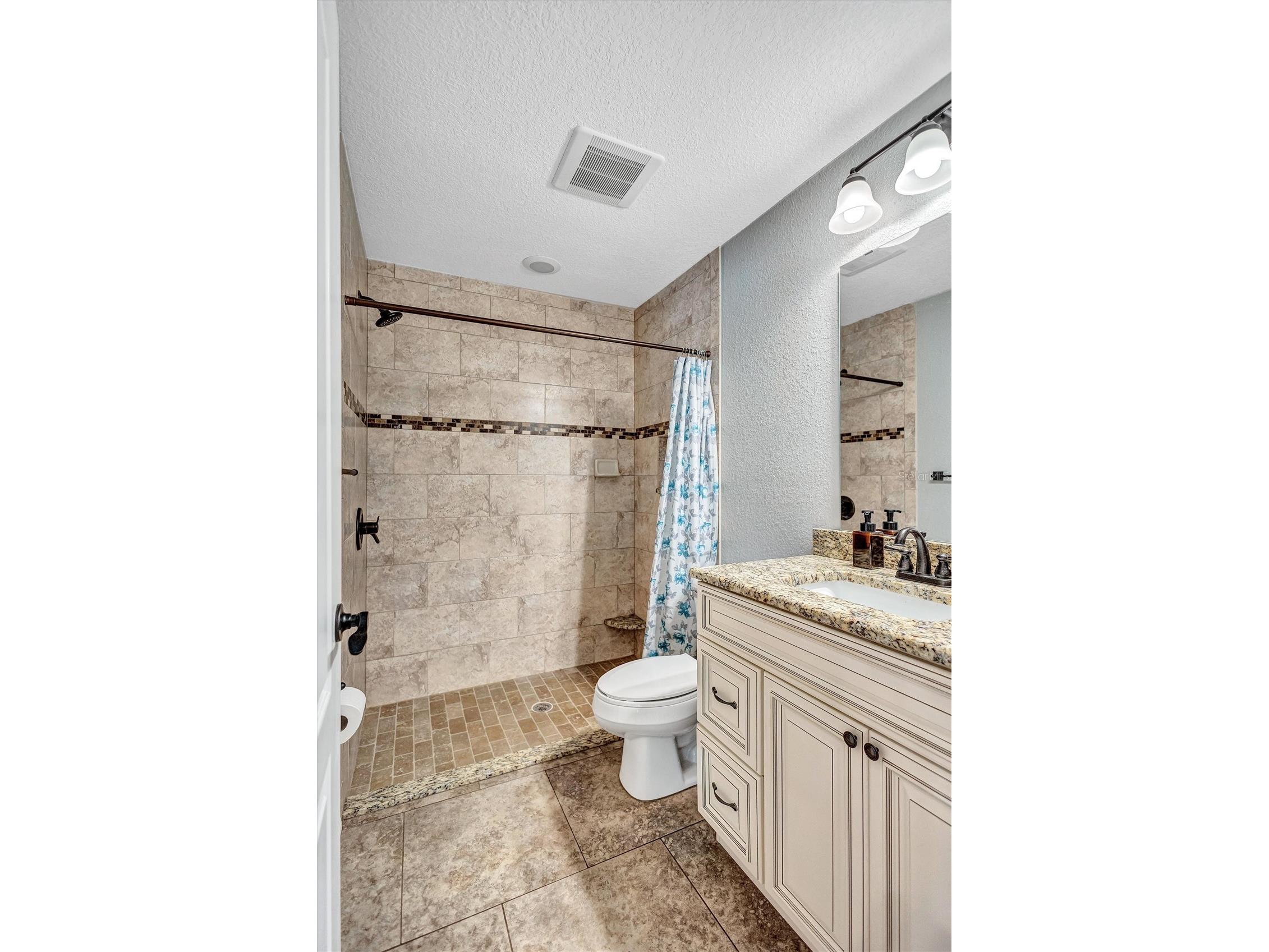 1923 Cr 738 Webster FL 33597 TB8473163 image51