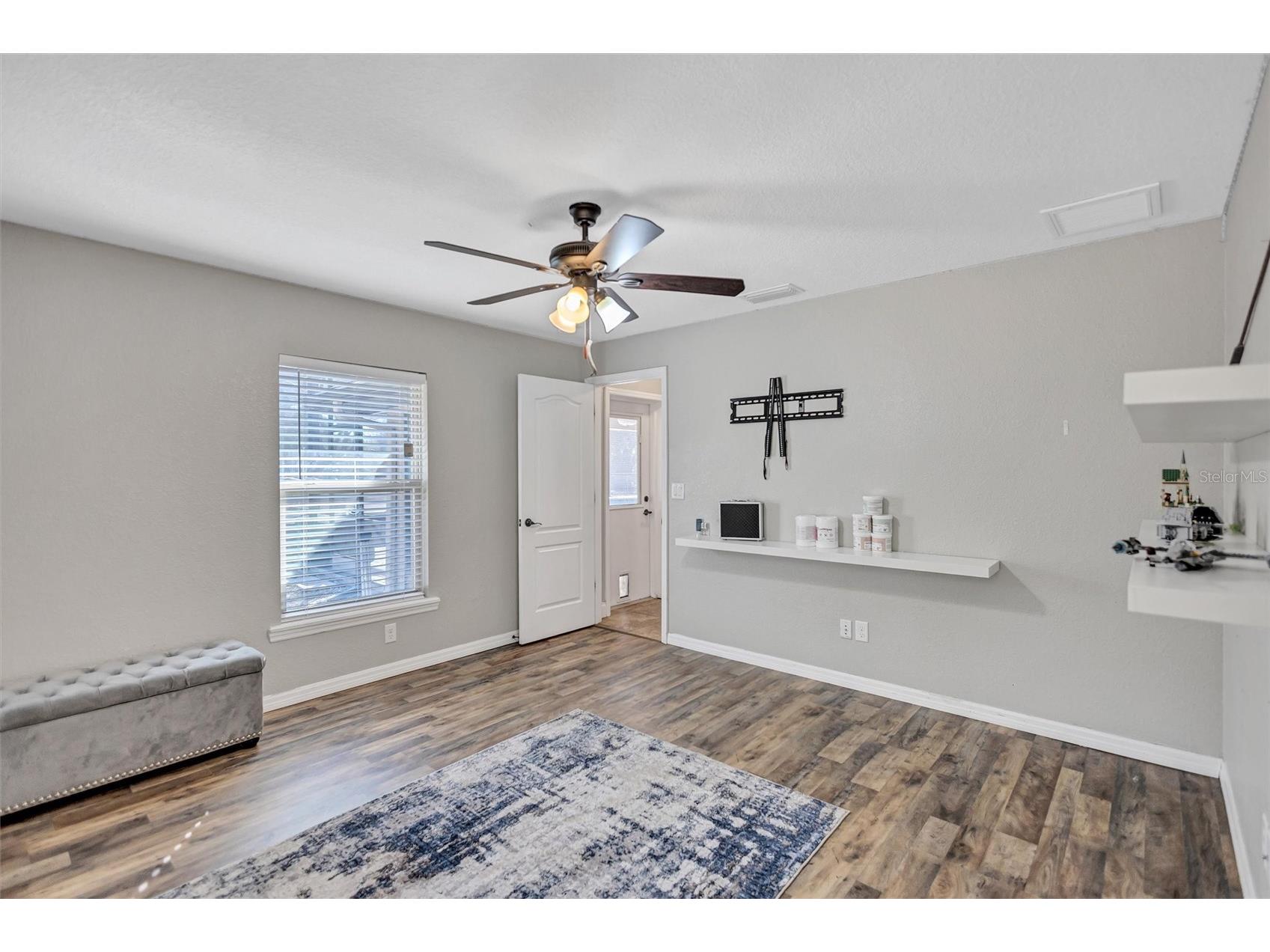 1923 Cr 738 Webster FL 33597 TB8473163 image53