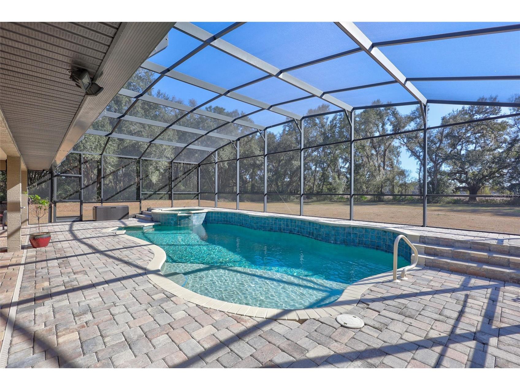 1923 Cr 738 Webster FL 33597 TB8473163 image61